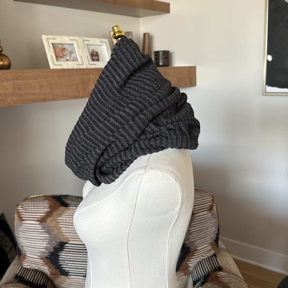 Ribbed Infinity Scarf - Picture 3 of 6